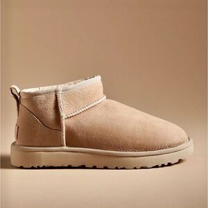 UGG Women’s Classic Ultra Mini II Sueded Boots